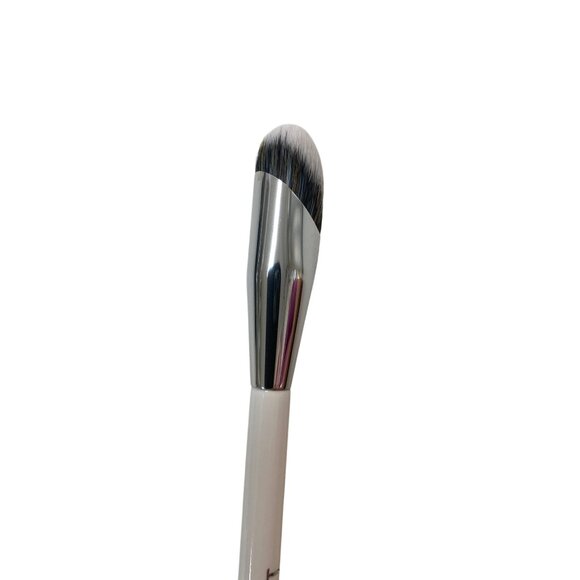 Albeaut 193 Concealer Makeup Brush With Soft Bristles For Flawless Application - Picture 2 of 5